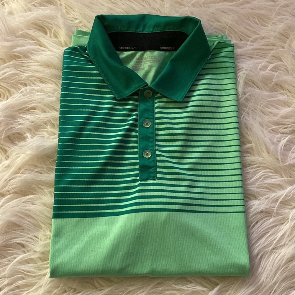 NIKE Golf dri-fit  T shirt